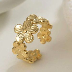 Flower Decor Cuff Ring